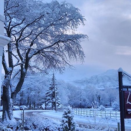 Готель Link House Bassenthwaite Lake Екстер'єр фото