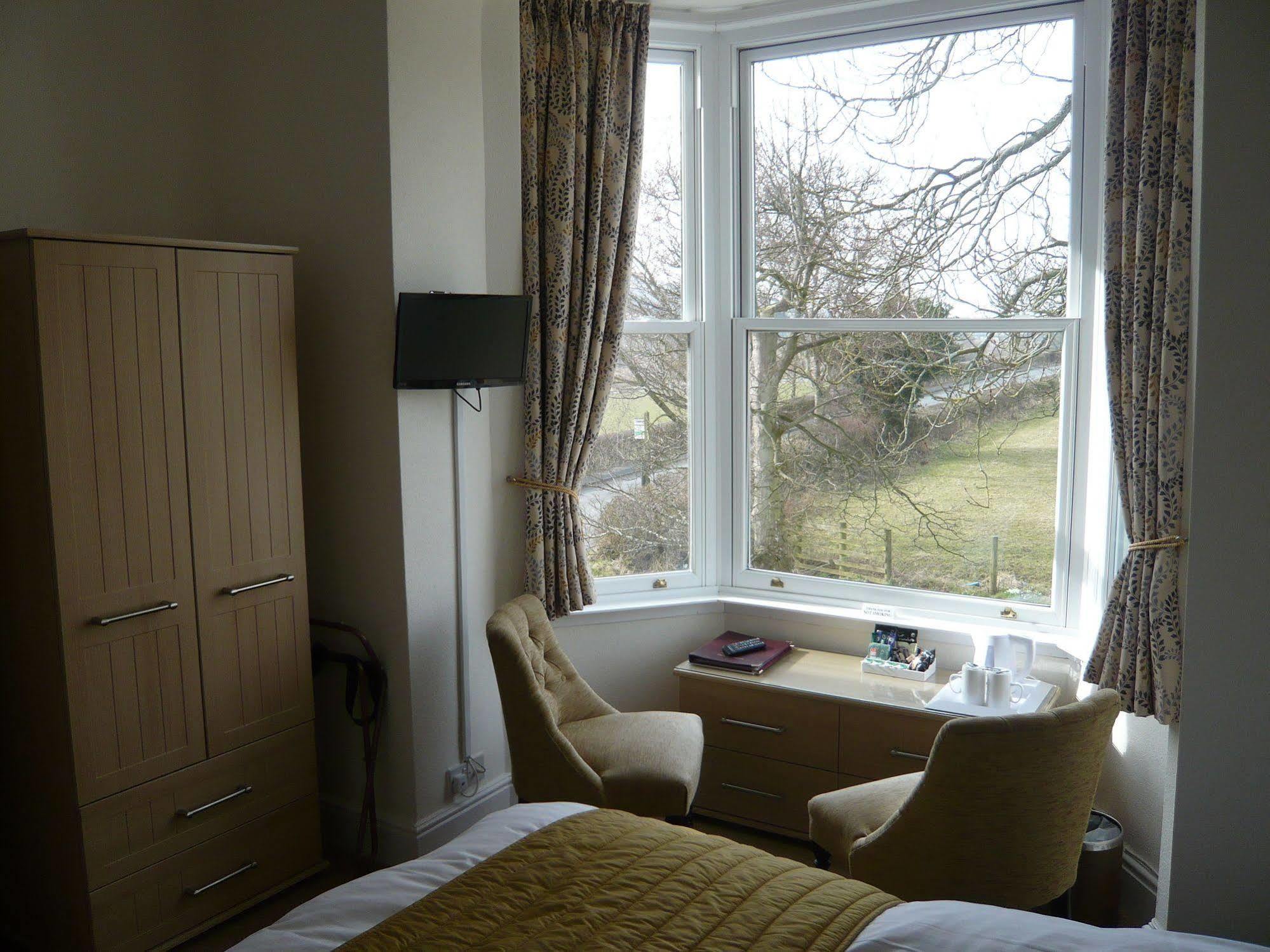 Готель Link House Bassenthwaite Lake Екстер'єр фото