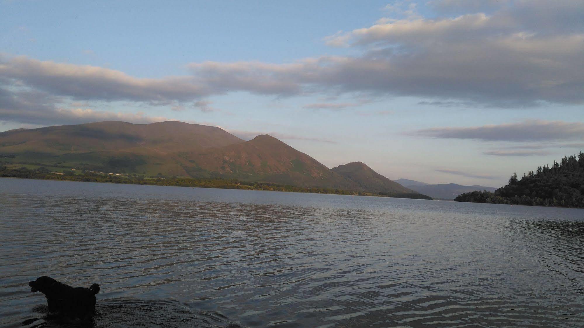 Готель Link House Bassenthwaite Lake Екстер'єр фото